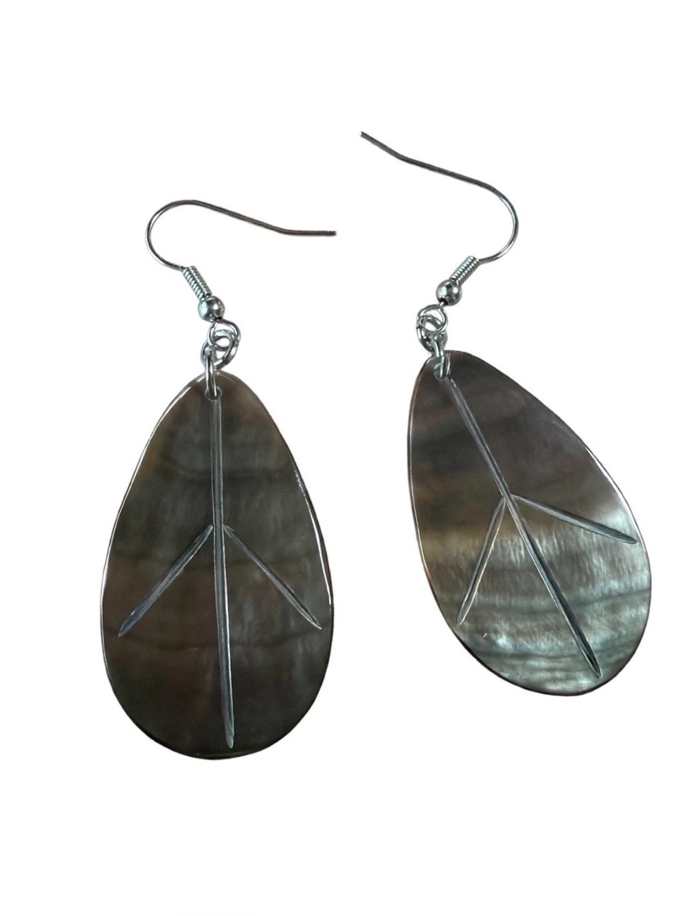 Teardrop Black lip Mother of Pearl Leaf Earrings